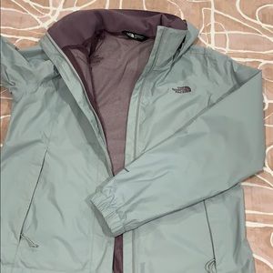 Gently worn women’s North Face Wind Breaker